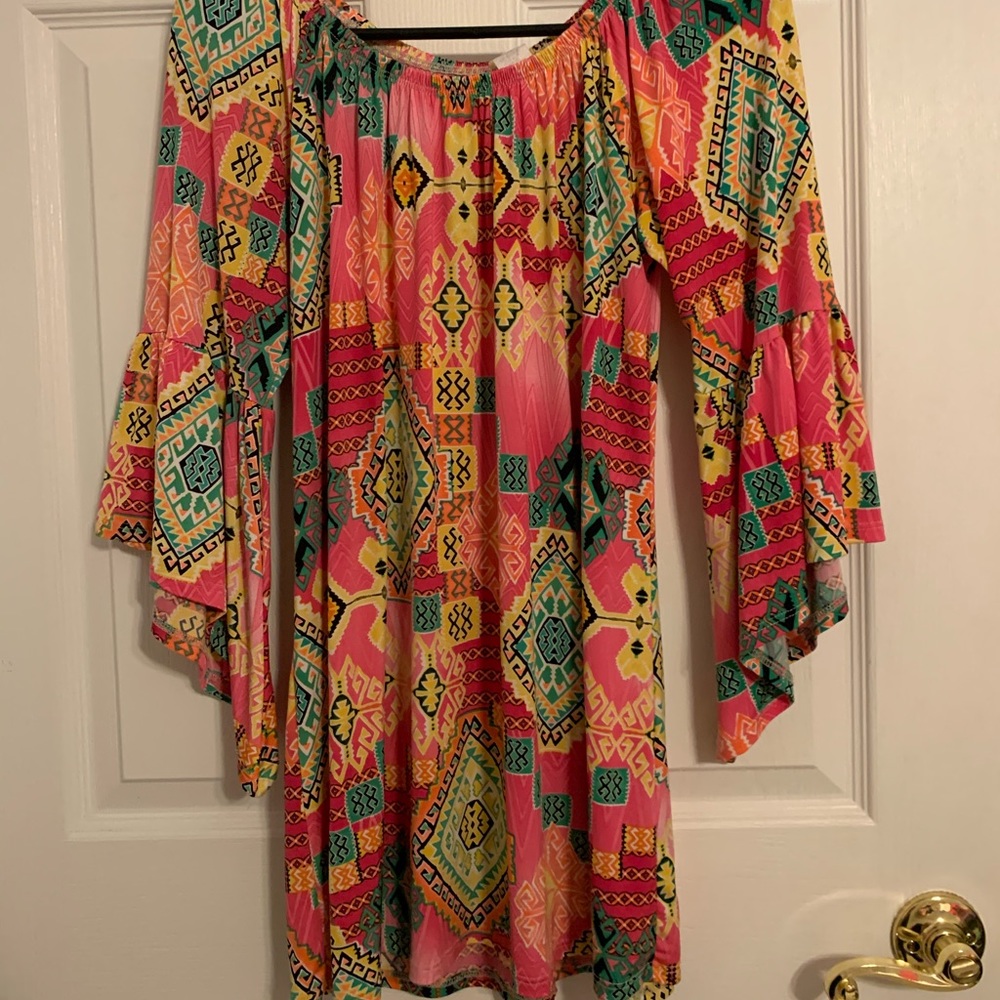 dresses with pretty design💖